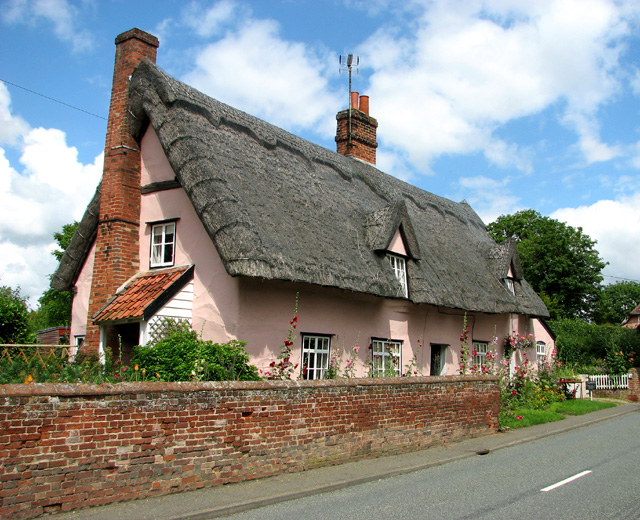 Thatched Roof Timber Framed House - Building and Home Surveys in Suffolk
